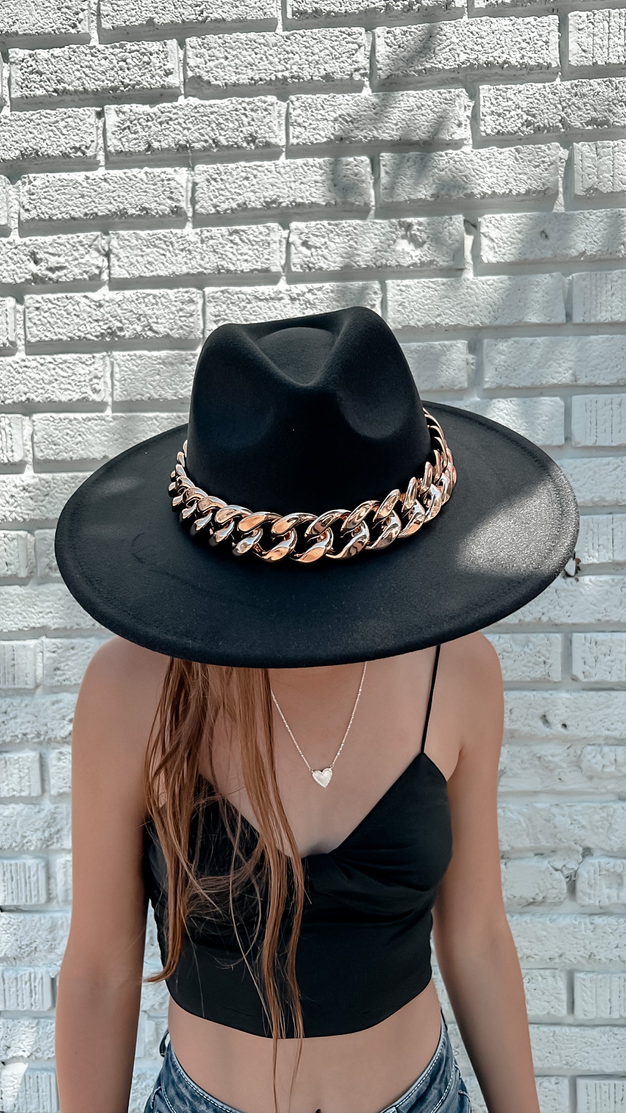 Lux Chain Hat